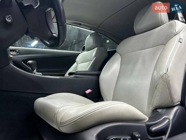 Синий Лексус ИС, объемом двигателя 2.5 л и пробегом 184 тыс. км за 13500 $, фото 11 на Automoto.ua