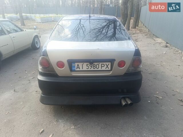 Синий Лексус ИС, объемом двигателя 1.99 л и пробегом 303 тыс. км за 3500 $, фото 2 на Automoto.ua