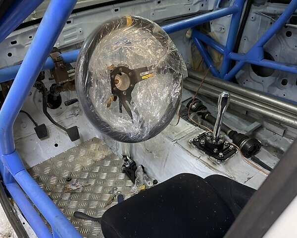 Синій Лексус ІС, об'ємом двигуна 4.3 л та пробігом 1 тис. км за 8800 $, фото 4 на Automoto.ua