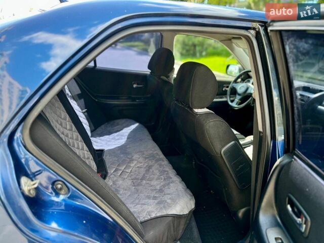 Синий Лексус ИС, объемом двигателя 2 л и пробегом 300 тыс. км за 4500 $, фото 7 на Automoto.ua