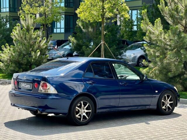 Синий Лексус ИС, объемом двигателя 2 л и пробегом 310 тыс. км за 4999 $, фото 5 на Automoto.ua