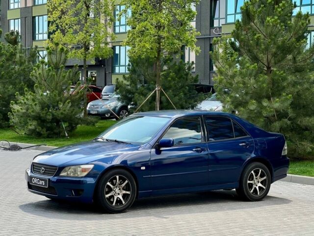 Синий Лексус ИС, объемом двигателя 2 л и пробегом 310 тыс. км за 4999 $, фото 2 на Automoto.ua