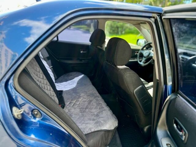 Синий Лексус ИС, объемом двигателя 2 л и пробегом 310 тыс. км за 4999 $, фото 7 на Automoto.ua