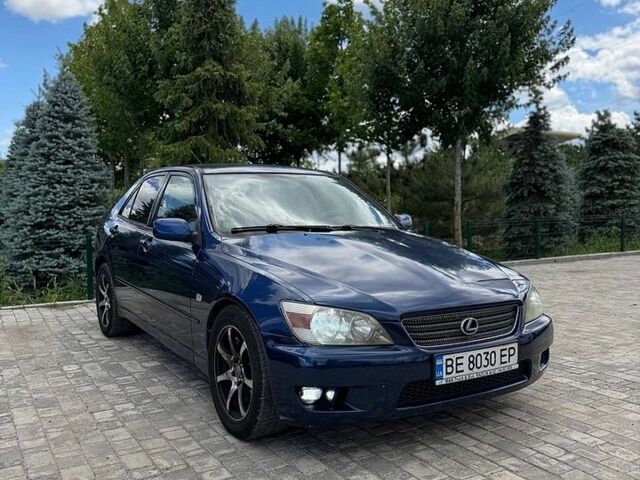 Синій Лексус ІС, об'ємом двигуна 1.99 л та пробігом 308 тис. км за 3900 $, фото 1 на Automoto.ua