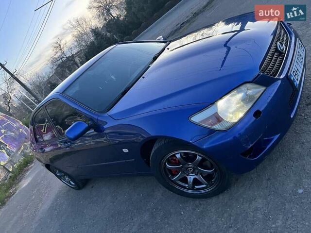 Синий Лексус ИС, объемом двигателя 2 л и пробегом 250 тыс. км за 5100 $, фото 2 на Automoto.ua
