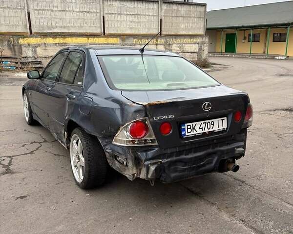 Синій Лексус ІС, об'ємом двигуна 1.99 л та пробігом 203 тис. км за 3200 $, фото 3 на Automoto.ua