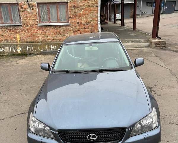 Синій Лексус ІС, об'ємом двигуна 1.99 л та пробігом 203 тис. км за 3200 $, фото 7 на Automoto.ua