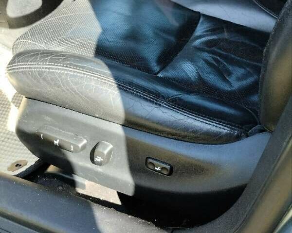 Синий Лексус ИС, объемом двигателя 2.23 л и пробегом 300 тыс. км за 5300 $, фото 11 на Automoto.ua