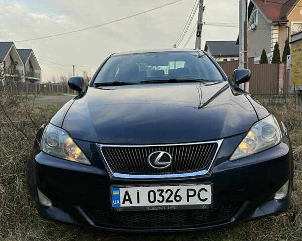 Синий Лексус ИС, объемом двигателя 2.23 л и пробегом 264 тыс. км за 7400 $, фото 6 на Automoto.ua