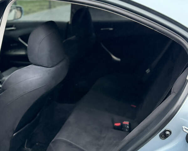 Синій Лексус ІС, об'ємом двигуна 2.23 л та пробігом 249 тис. км за 8499 $, фото 13 на Automoto.ua