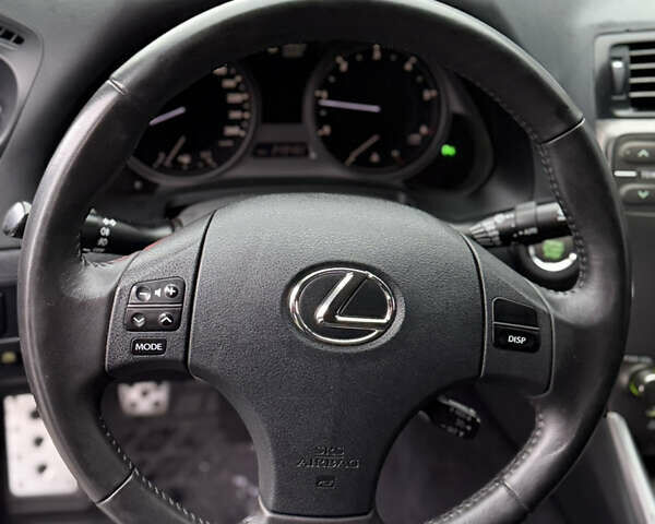 Синій Лексус ІС, об'ємом двигуна 2.23 л та пробігом 249 тис. км за 8499 $, фото 8 на Automoto.ua