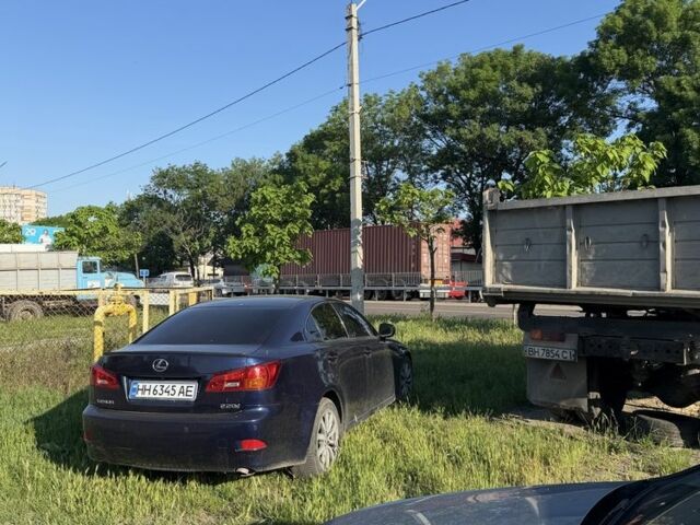 Синий Лексус ИС, объемом двигателя 2.2 л и пробегом 380 тыс. км за 4300 $, фото 3 на Automoto.ua