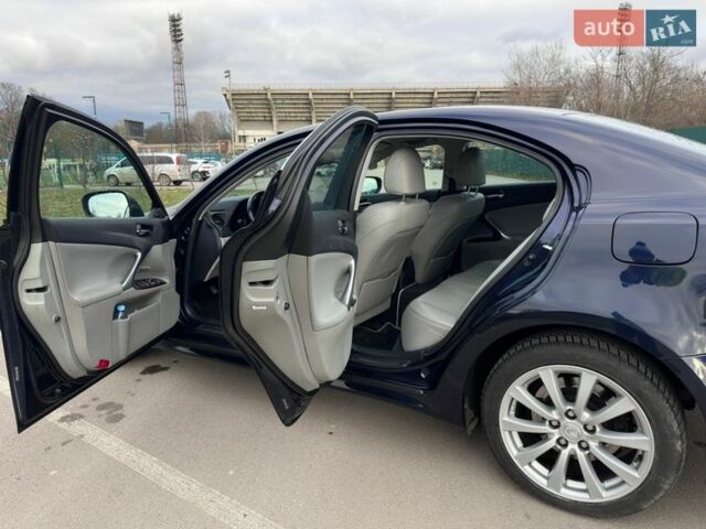 Синій Лексус ІС, об'ємом двигуна 2.23 л та пробігом 340 тис. км за 8000 $, фото 10 на Automoto.ua