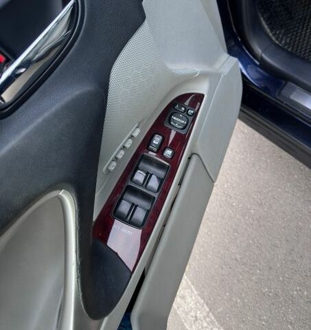 Синій Лексус ІС, об'ємом двигуна 2.23 л та пробігом 340 тис. км за 8000 $, фото 13 на Automoto.ua