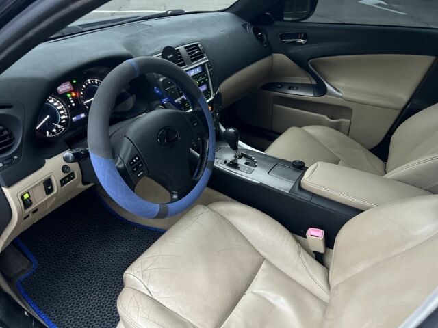 Синий Лексус ИС, объемом двигателя 2.5 л и пробегом 198 тыс. км за 6700 $, фото 9 на Automoto.ua