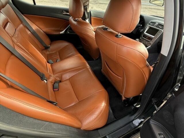 Синий Лексус ИС, объемом двигателя 2.2 л и пробегом 280 тыс. км за 4850 $, фото 11 на Automoto.ua