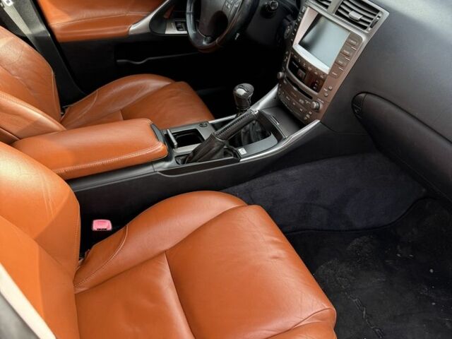 Синий Лексус ИС, объемом двигателя 2.2 л и пробегом 280 тыс. км за 4850 $, фото 10 на Automoto.ua