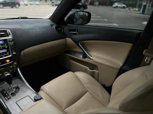 Синий Лексус ИС, объемом двигателя 2.5 л и пробегом 198 тыс. км за 6700 $, фото 16 на Automoto.ua