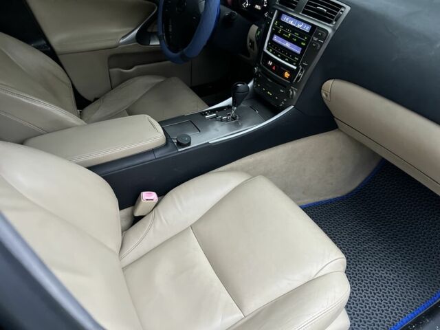 Синий Лексус ИС, объемом двигателя 2.5 л и пробегом 198 тыс. км за 6700 $, фото 11 на Automoto.ua