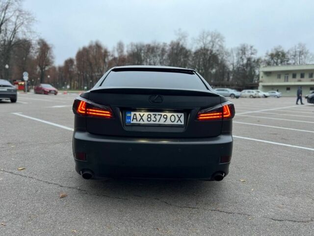 Синий Лексус ИС, объемом двигателя 2.5 л и пробегом 198 тыс. км за 6700 $, фото 4 на Automoto.ua