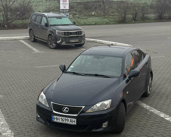 Синій Лексус ІС, об'ємом двигуна 2.23 л та пробігом 275 тис. км за 8500 $, фото 1 на Automoto.ua