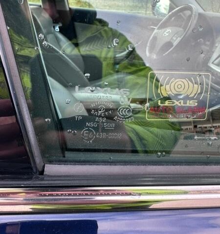 Синій Лексус ІС, об'ємом двигуна 2.23 л та пробігом 340 тис. км за 8000 $, фото 29 на Automoto.ua