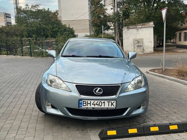 Синій Лексус ІС, об'ємом двигуна 3 л та пробігом 243 тис. км за 7300 $, фото 1 на Automoto.ua