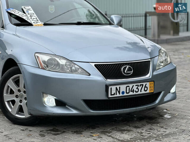 Синій Лексус ІС, об'ємом двигуна 2.2 л та пробігом 370 тис. км за 6499 $, фото 6 на Automoto.ua