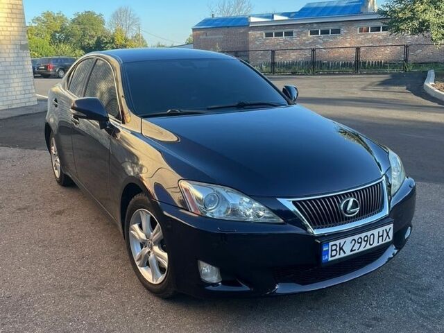 Синий Лексус ИС, объемом двигателя 2.23 л и пробегом 202 тыс. км за 7750 $, фото 2 на Automoto.ua