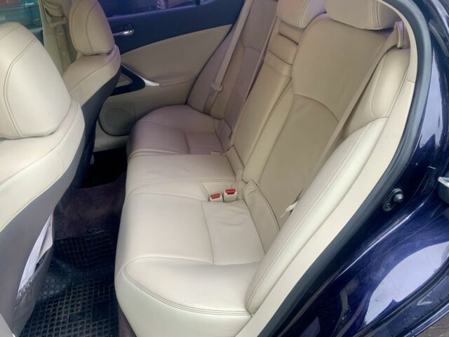 Синий Лексус ИС, объемом двигателя 2.2 л и пробегом 324 тыс. км за 9200 $, фото 9 на Automoto.ua