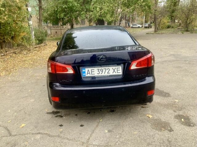 Синий Лексус ИС, объемом двигателя 2.2 л и пробегом 324 тыс. км за 9200 $, фото 2 на Automoto.ua