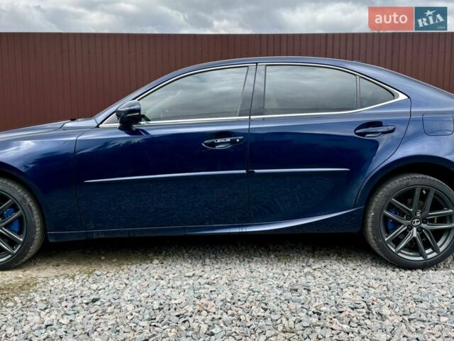 Синий Лексус ИС, объемом двигателя 2.5 л и пробегом 188 тыс. км за 15500 $, фото 4 на Automoto.ua