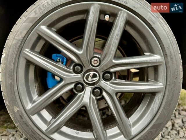 Синий Лексус ИС, объемом двигателя 2.5 л и пробегом 188 тыс. км за 15500 $, фото 10 на Automoto.ua