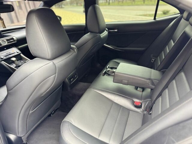 Синій Лексус ІС, об'ємом двигуна 2.5 л та пробігом 141 тис. км за 19000 $, фото 4 на Automoto.ua