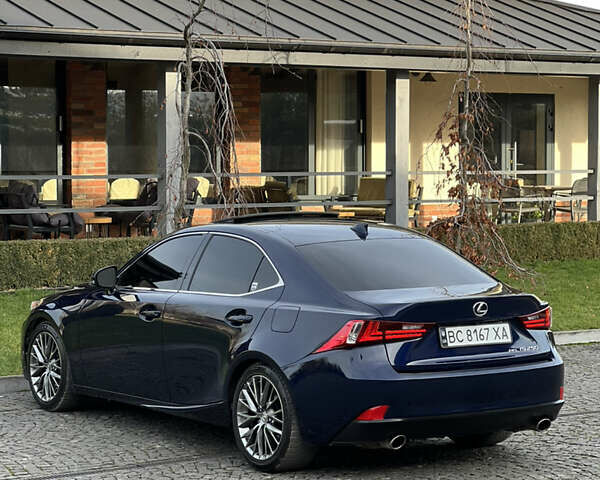 Синий Лексус ИС, объемом двигателя 2.5 л и пробегом 98 тыс. км за 17350 $, фото 2 на Automoto.ua