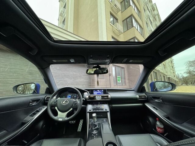 Синій Лексус ІС, об'ємом двигуна 2.5 л та пробігом 141 тис. км за 19000 $, фото 3 на Automoto.ua