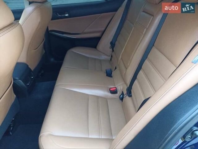Синій Лексус ІС, об'ємом двигуна 2.5 л та пробігом 98 тис. км за 16300 $, фото 16 на Automoto.ua