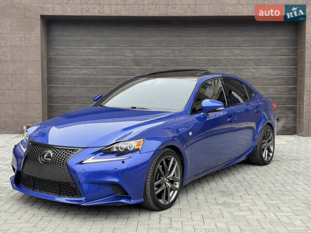 Синий Лексус ИС, объемом двигателя 2.5 л и пробегом 149 тыс. км за 19000 $, фото 13 на Automoto.ua