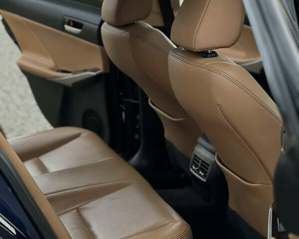 Синий Лексус ИС, объемом двигателя 2.5 л и пробегом 98 тыс. км за 17350 $, фото 26 на Automoto.ua