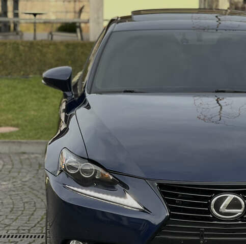 Синий Лексус ИС, объемом двигателя 2.5 л и пробегом 98 тыс. км за 16499 $, фото 6 на Automoto.ua