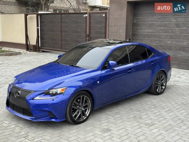 Синий Лексус ИС, объемом двигателя 2.5 л и пробегом 149 тыс. км за 19000 $, фото 17 на Automoto.ua