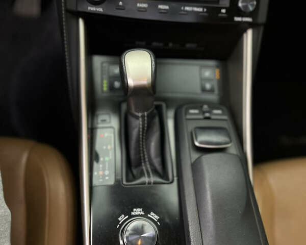 Синий Лексус ИС, объемом двигателя 2.5 л и пробегом 98 тыс. км за 16499 $, фото 31 на Automoto.ua