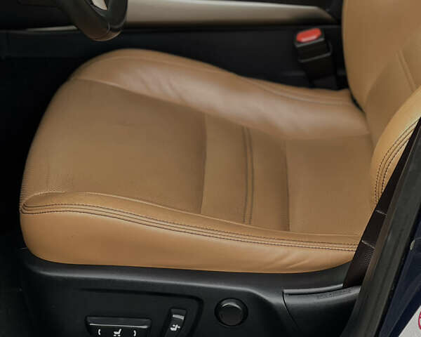 Синий Лексус ИС, объемом двигателя 2.5 л и пробегом 98 тыс. км за 17350 $, фото 40 на Automoto.ua