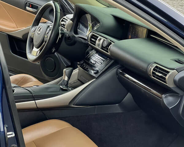 Синий Лексус ИС, объемом двигателя 2.5 л и пробегом 98 тыс. км за 17350 $, фото 25 на Automoto.ua