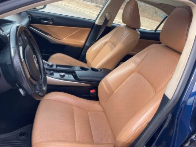 Синій Лексус ІС, об'ємом двигуна 2.5 л та пробігом 77 тис. км за 6300 $, фото 7 на Automoto.ua