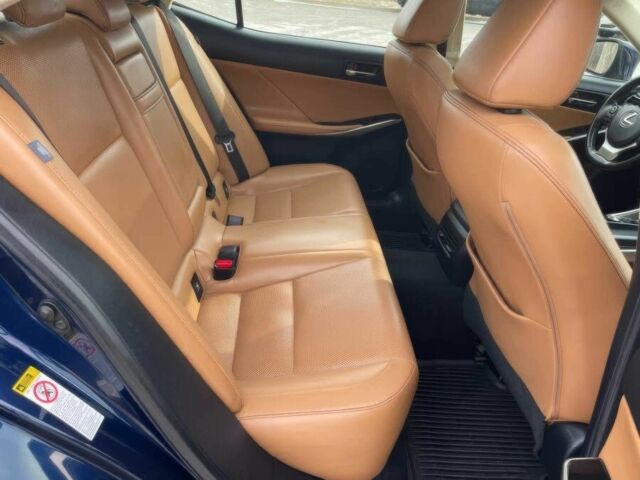 Синій Лексус ІС, об'ємом двигуна 2.5 л та пробігом 71 тис. км за 5900 $, фото 12 на Automoto.ua