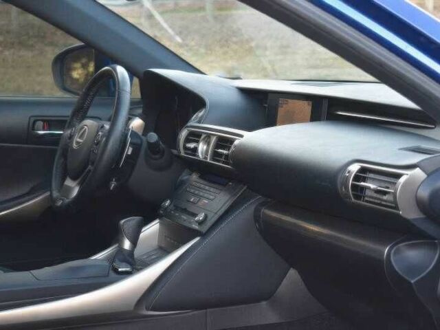 Синий Лексус ИС, объемом двигателя 3.5 л и пробегом 99 тыс. км за 11100 $, фото 8 на Automoto.ua