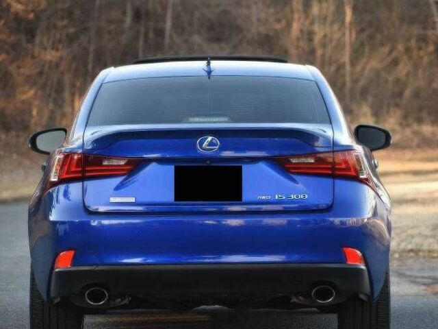 Синий Лексус ИС, объемом двигателя 3.5 л и пробегом 99 тыс. км за 11100 $, фото 3 на Automoto.ua