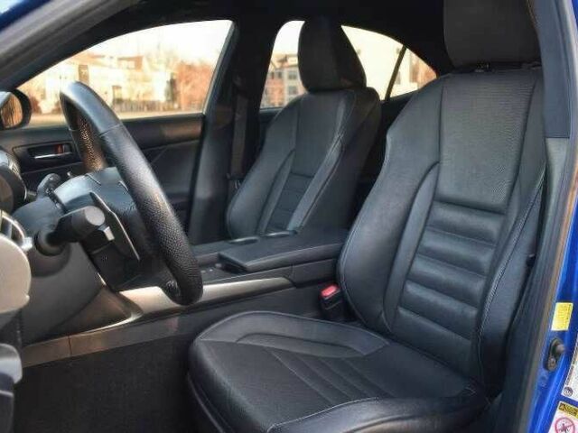 Синий Лексус ИС, объемом двигателя 3.5 л и пробегом 99 тыс. км за 11100 $, фото 5 на Automoto.ua