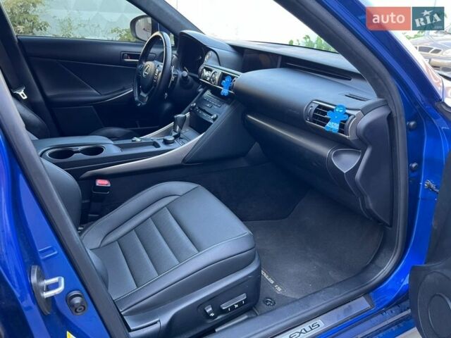 Синий Лексус ИС, объемом двигателя 2 л и пробегом 97 тыс. км за 23500 $, фото 13 на Automoto.ua
